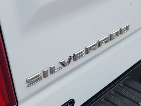 Used 2022 Chevrolet Silverado 1500 Custom RWD image 8