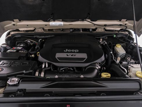 Used 2017 Jeep Wrangler Unlimited Rubicon AWD/4WD image 44