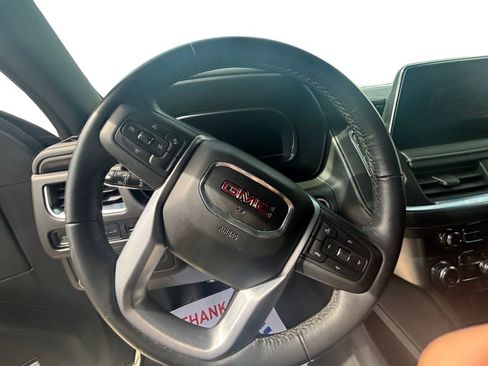 Used 2022 GMC Yukon SLT image 12