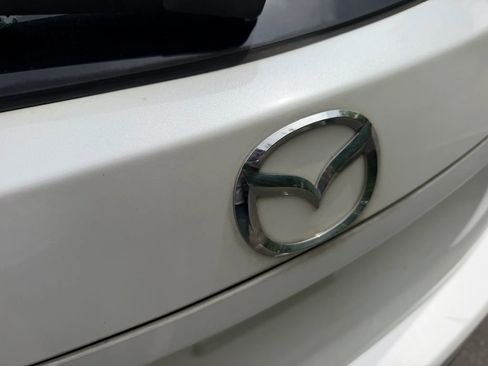 Used 2014 MAZDA MAZDA3 i Sport FWD image 11