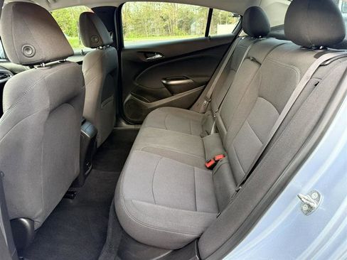 Used 2017 Chevrolet Cruze LT w/ Convenience Package FWD image 19