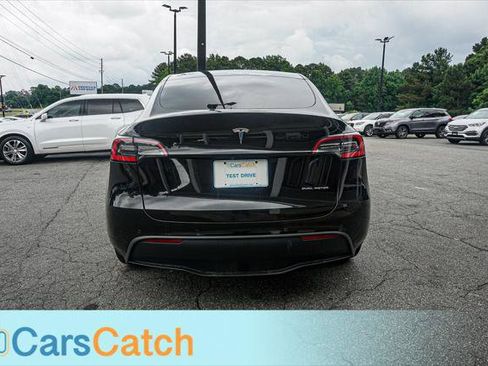 Used 2021 Tesla Model Y Long Range AWD/4WD image 14