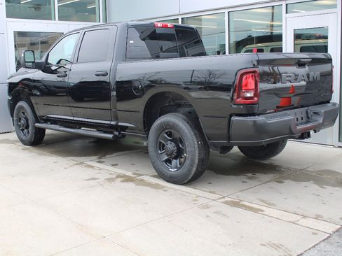 New 2026 RAM 2500 Tradesman AWD/4WD image 6