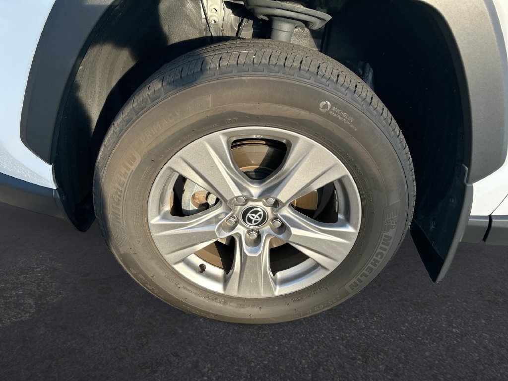 Certified 2024 Toyota RAV4 XLE AWD/4WD image 10