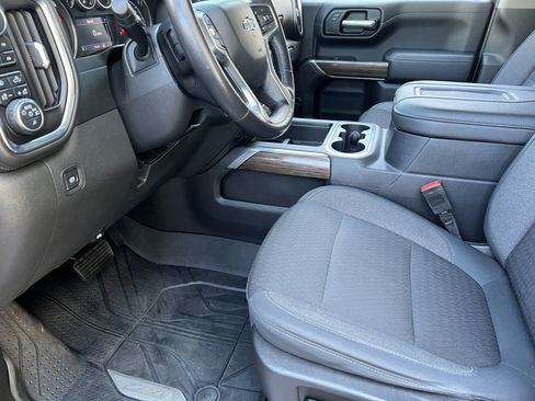 Used 2019 Chevrolet Silverado 1500 RST AWD/4WD image 15