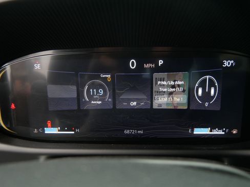 Used 2024 Jeep Wagoneer L Series II image 21