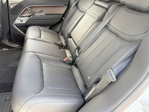 New 2026 Land Rover Range Rover SE AWD/4WD image 17