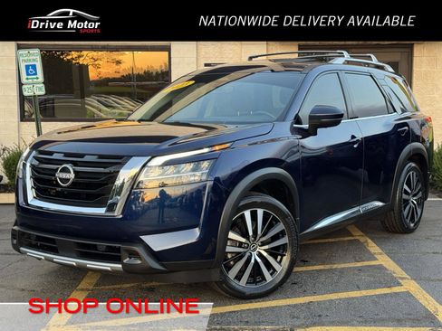Used 2023 Nissan Pathfinder Platinum image 1