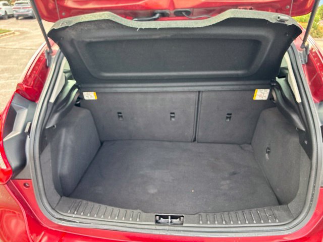 Used 2014 Ford Focus SE FWD image 8