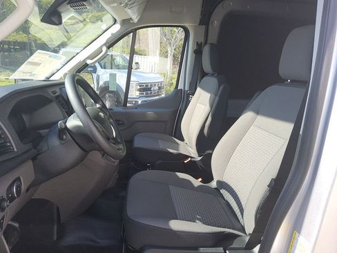New 2026 Ford Transit 250 148 Medium Roof w/ Exterior Upgrade Package RWD image 7