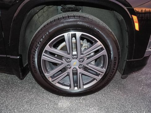 Certified 2023 Chevrolet Traverse High Country image 41