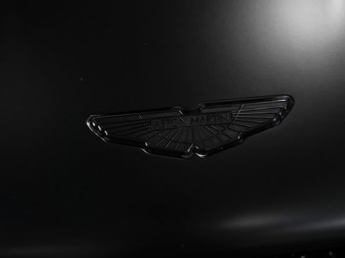 Used 2022 Aston Martin DBS Superleggera Volante RWD image 12