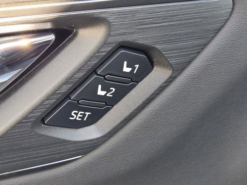New 2026 Subaru Outback Touring AWD/4WD image 27