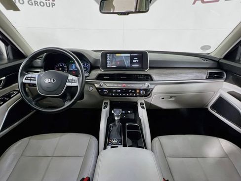 Used 2020 Kia Telluride EX AWD/4WD image 25