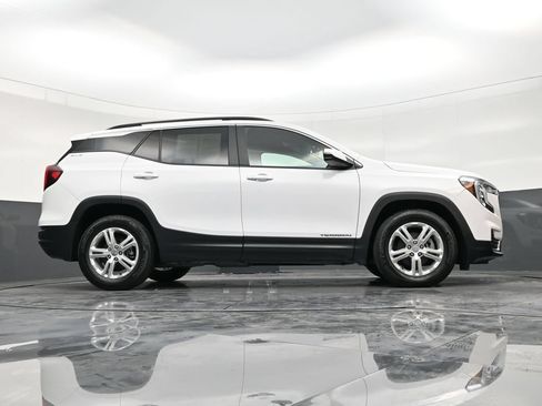 Used 2023 GMC Terrain SLE FWD image 22