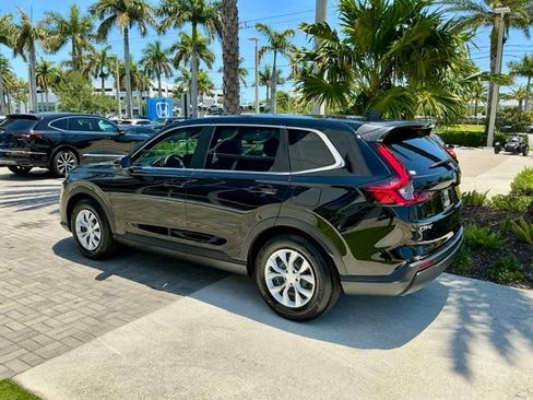 Certified 2025 Honda CR-V LX image 3