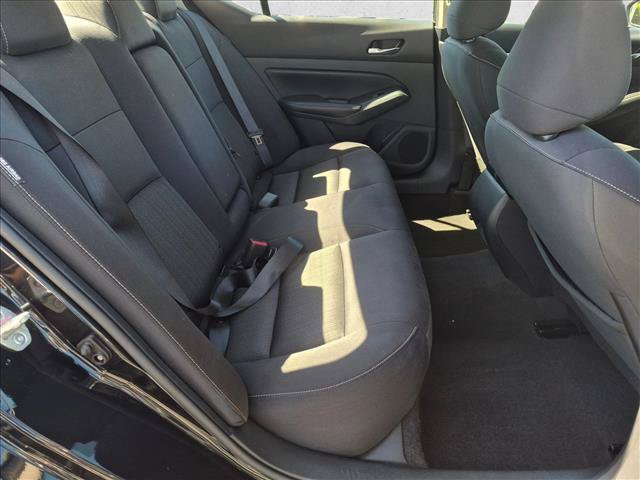 Used 2022 Nissan Altima 2.5 SV FWD image 19