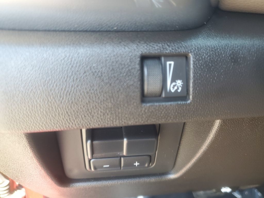 Used 2024 GMC Canyon Denali AWD/4WD image 34