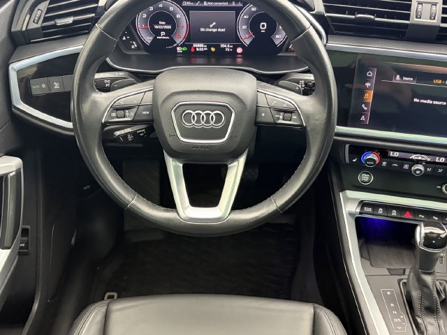 Used 2021 Audi Q3 2.0T Premium Plus w/ Premium Plus Package AWD/4WD image 13