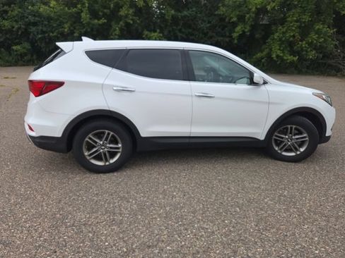 Used 2017 Hyundai Santa Fe Sport AWD/4WD image 15