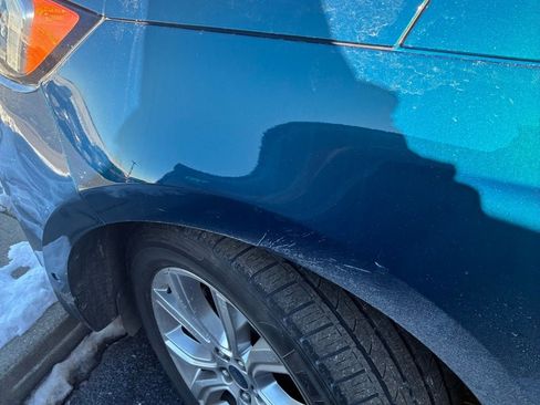 Used 2020 Ford Edge Titanium w/ Equipment Group 301A image 9