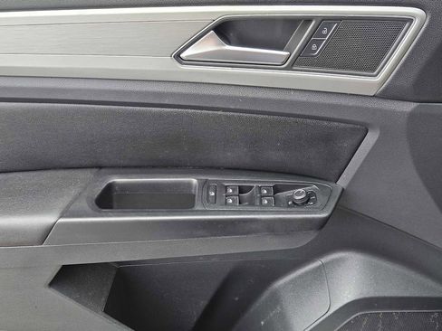 Used 2018 Volkswagen Atlas SE image 22