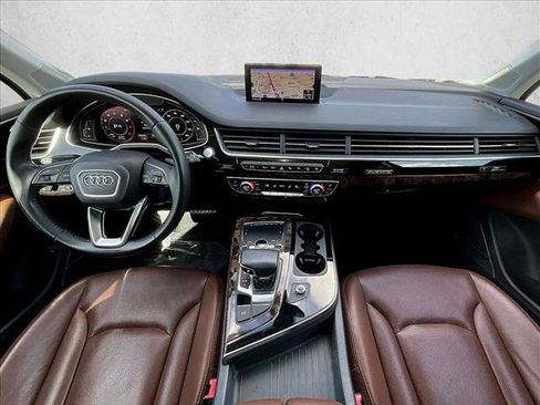 Used 2019 Audi Q7 3.0T Premium Plus w/ Premium Plus Package image 16