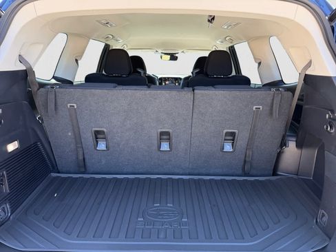 Used 2025 Subaru Ascent Premium AWD/4WD image 5