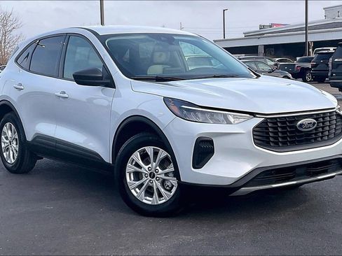 Used 2025 Ford Escape Active image 36