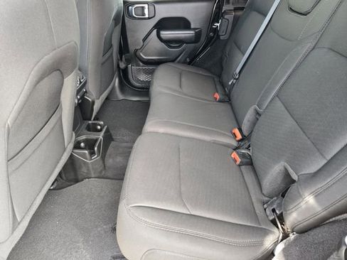 Certified 2021 Jeep Wrangler Unlimited Willys image 32