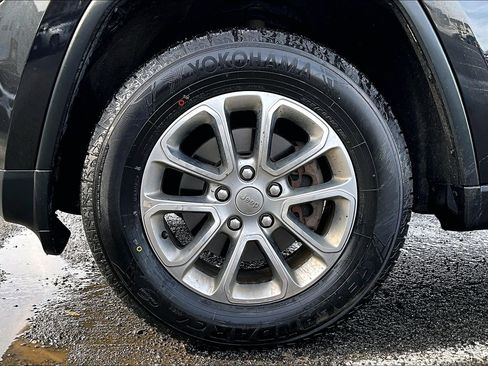 Used 2015 Jeep Grand Cherokee Limited w/ Luxury Group II image 9