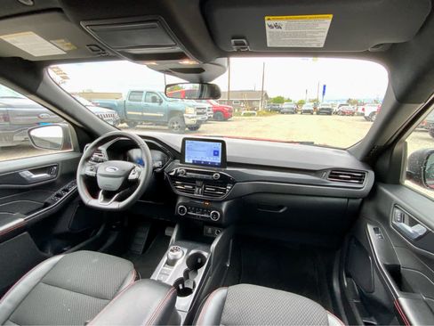Used 2025 Ford Escape ST-Line AWD/4WD image 32