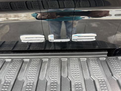 Used 2024 GMC Sierra 2500 SLE w/ SLE Value Package; image 13