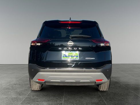 Used 2022 Nissan Rogue SV AWD/4WD image 7