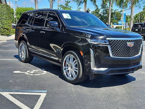 Used 2021 Cadillac Escalade Premium Luxury w/ Driver Assist Tech Package image 3