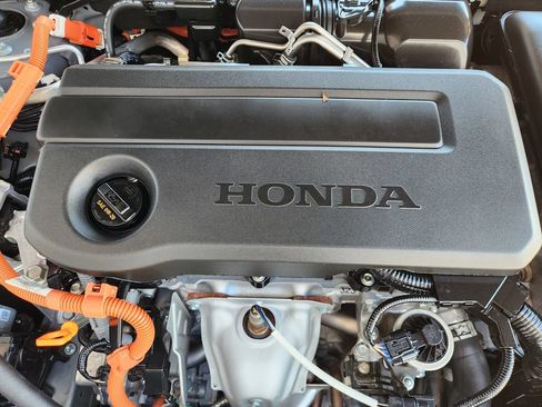 Used 2025 Honda Civic Sport image 32