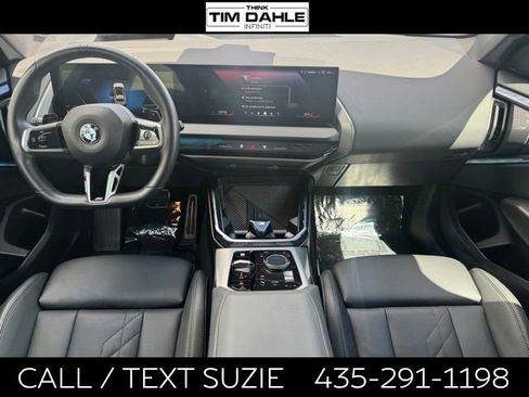 Used 2025 BMW X3 xDrive30i w/ Premium Package AWD/4WD image 2
