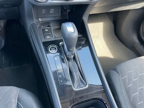 Used 2024 Nissan Kicks SV w/ Interior Electronics Package FWD image 13