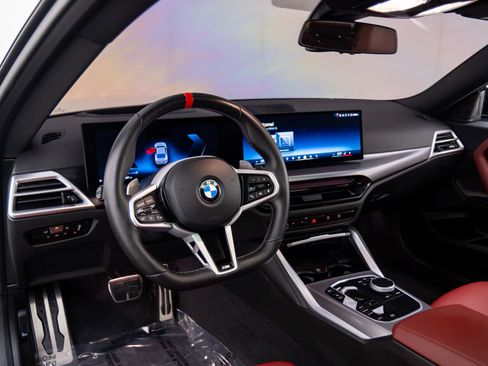 Used 2025 BMW M240i xDrive Coupe w/ Premium Package image 9