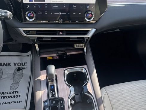 Used 2024 Lexus RX 350 Premium w/ Accessory Package (Z1) AWD/4WD image 28