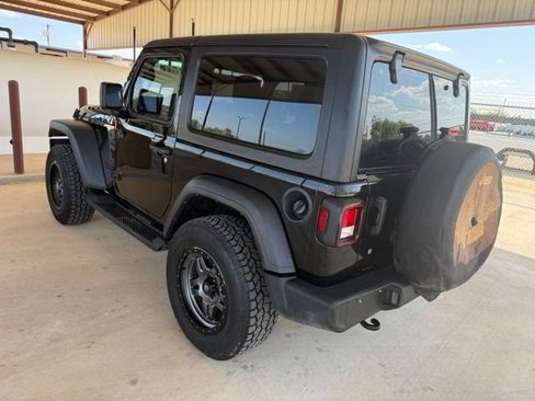 Used 2024 Jeep Wrangler Sport AWD/4WD image 6