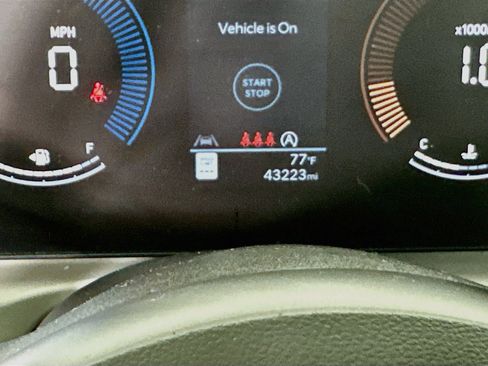 Used 2025 Hyundai Tucson SEL AWD/4WD image 19