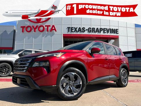Used 2025 Nissan Rogue SV FWD image 1