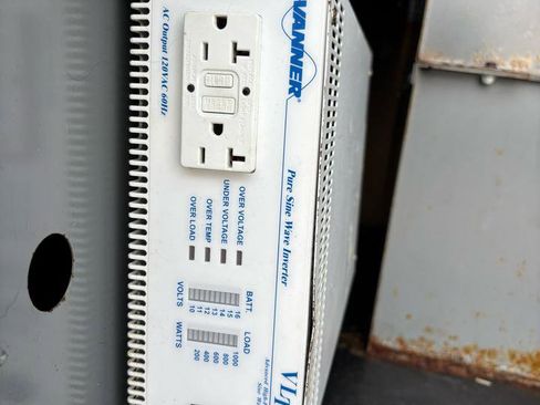 Used 2017 Ford Transit Connect XL image 14