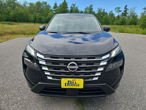 Certified 2024 Nissan Rogue S AWD/4WD image 2