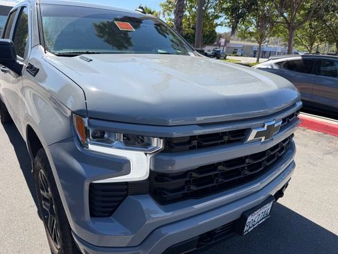 Used 2024 Chevrolet Silverado 1500 RST w/ Convenience Package II AWD/4WD image 2
