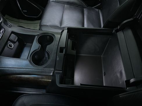 Used 2019 Chevrolet Tahoe LT image 26