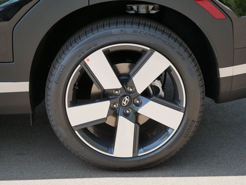 New 2026 Hyundai Santa Fe Limited AWD/4WD image 4