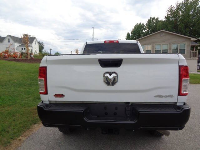 Used 2022 RAM 2500 Tradesman AWD/4WD image 4
