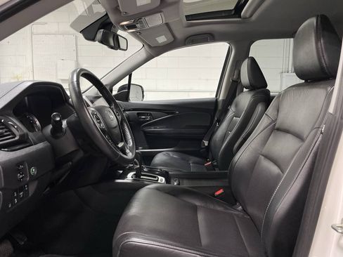 Used 2017 Honda Ridgeline RTL-E image 9